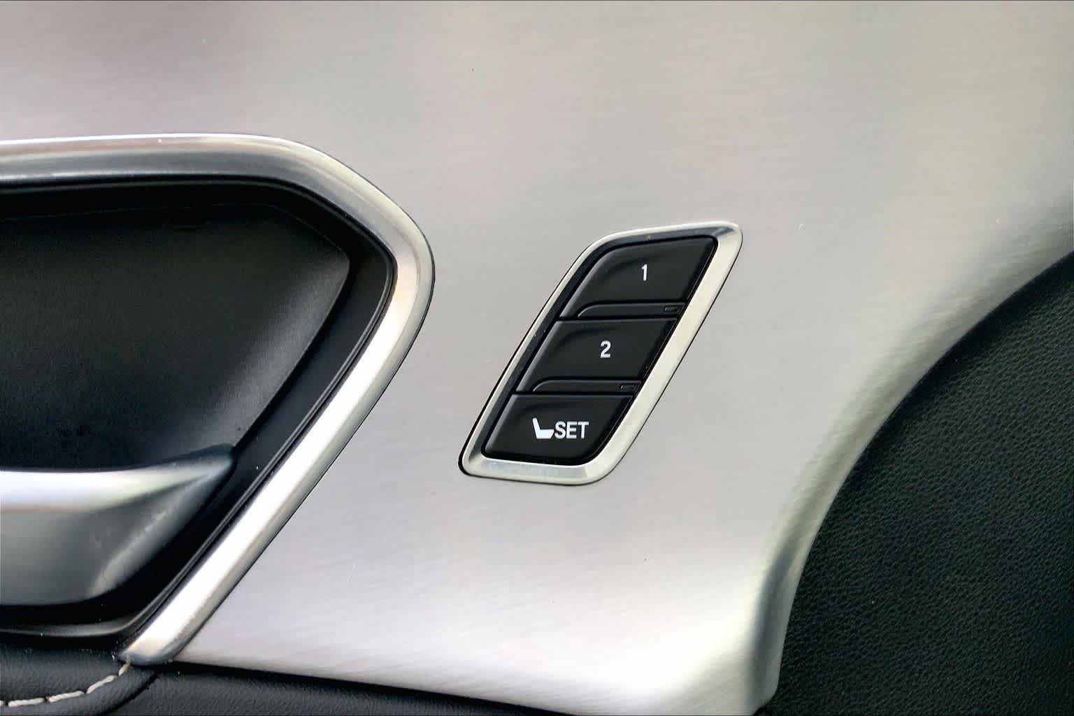 Used 2024 Lunar Silver Metallic Acura w/Technology Package image 33
