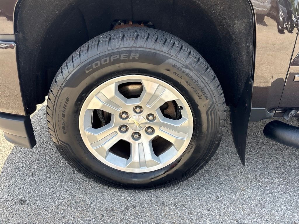 Used 2019 Brown Chevrolet LT image 9