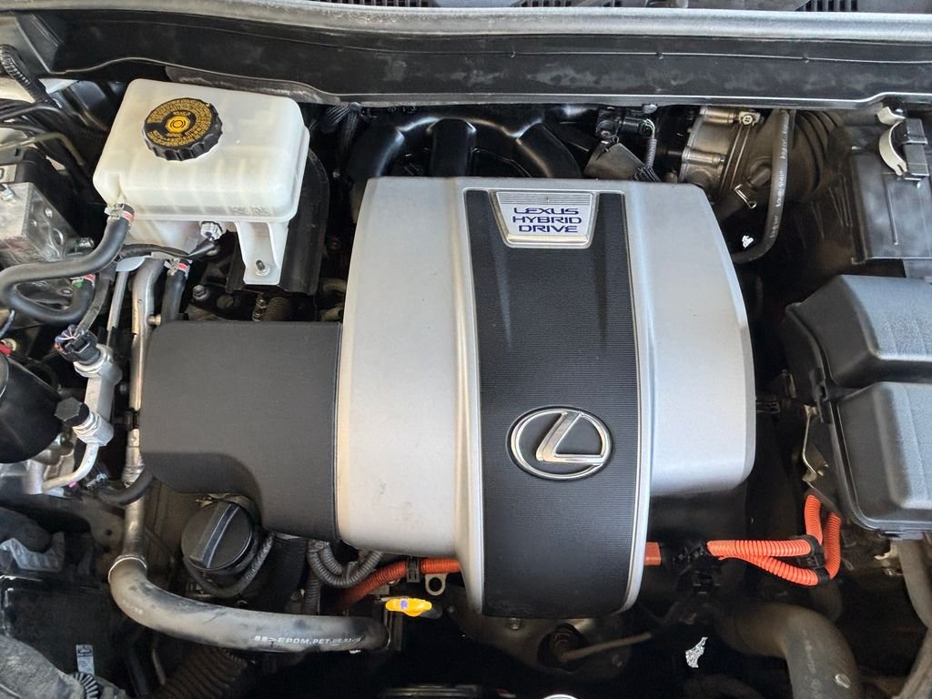 Used 2021 White Pearl Lexus 450h image 33