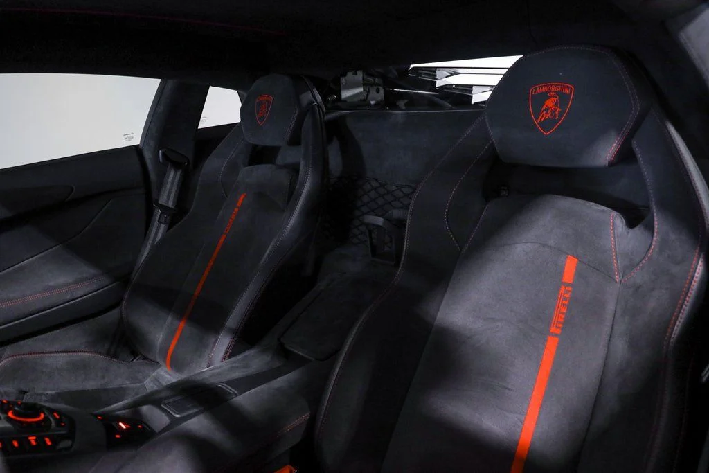2016 Lamborghini Aventador Pirelli Edition - Photo 36