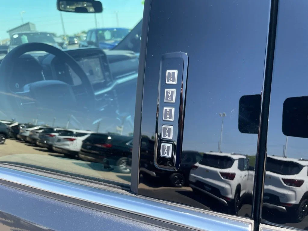 New 2026 Carbonized Gray Metallic Ford Lariat® image 63