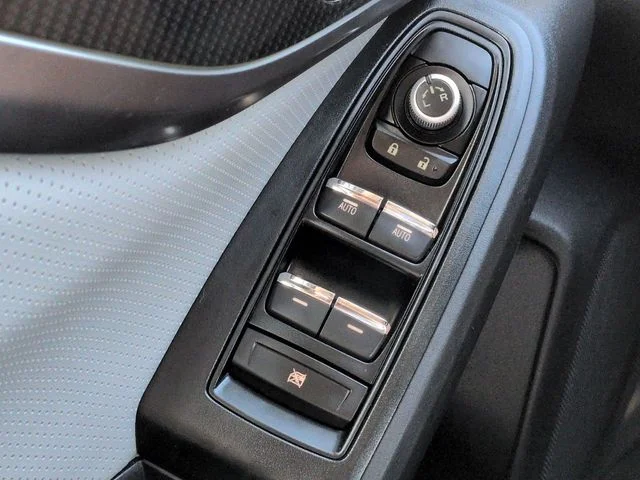 Used 2019 Blue Subaru 2.0i Limited image 23