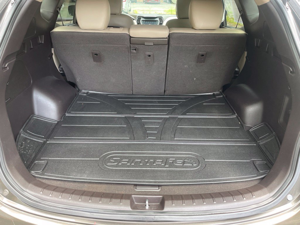 Used 2014 Brown Hyundai Base image 25