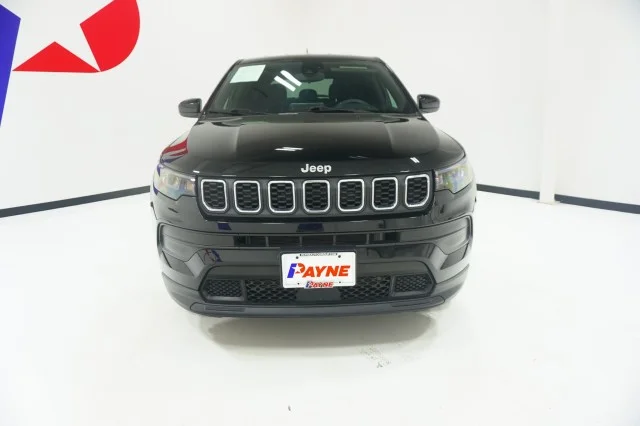 Used 2025 Diamond Black Crystal Pearlcoat Jeep Sport image 2