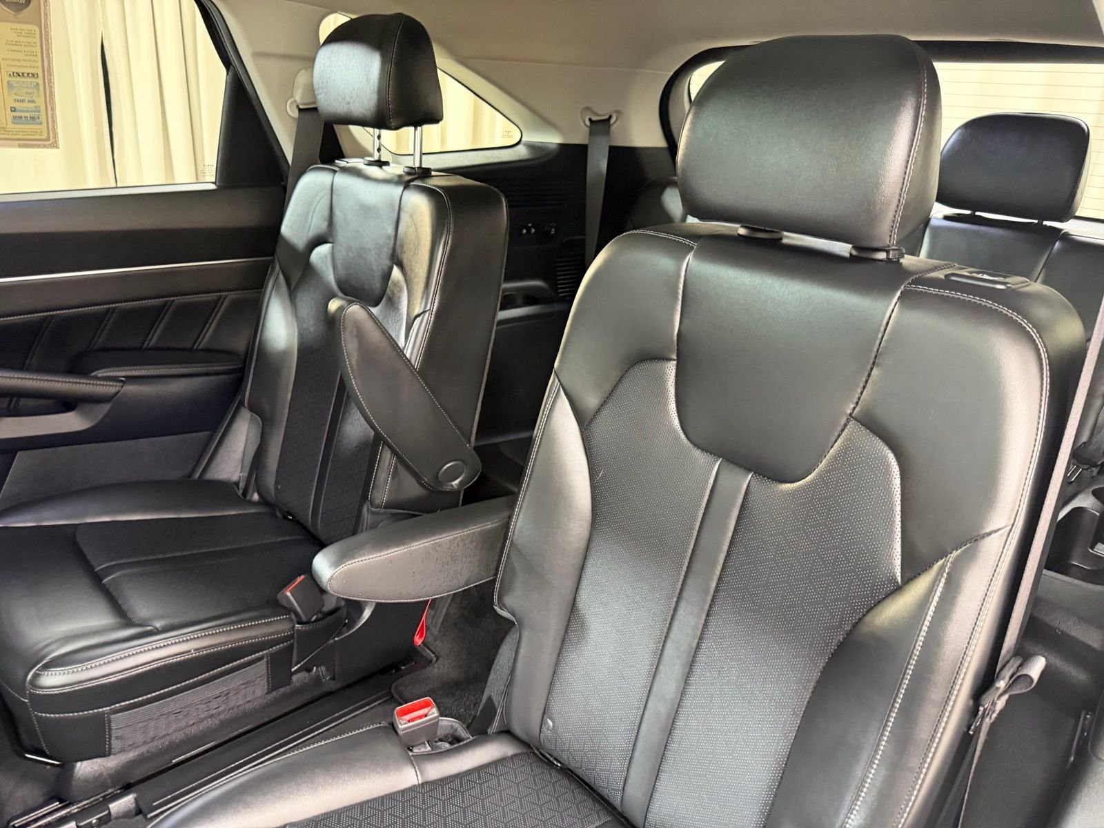 Used 2023 Silver Kia SX image 10