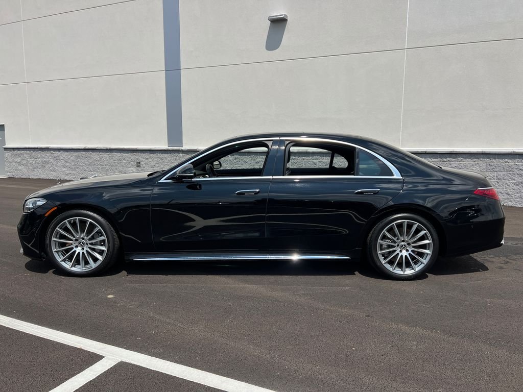 Certified Used 2022  Mercedes-Benz S 580 image 5