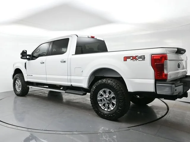 Used 2018 White Ford XL image 5