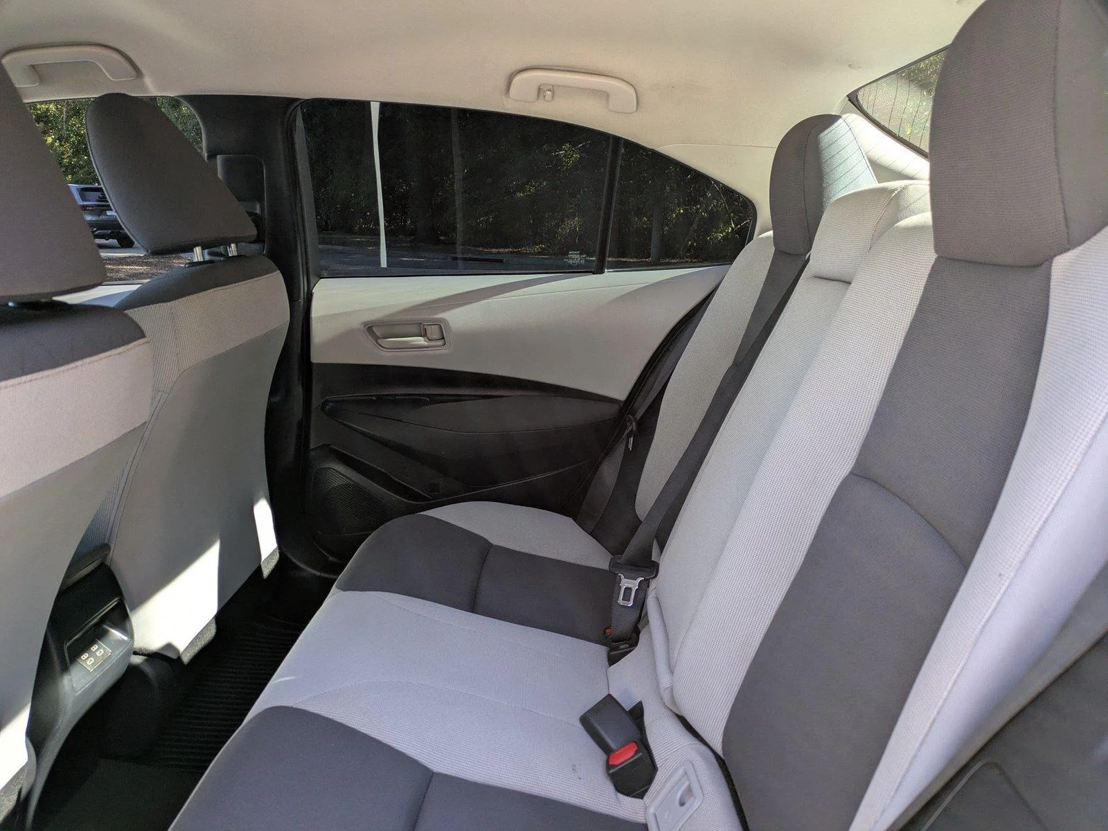 Used 2023 Celestite Toyota LE image 11