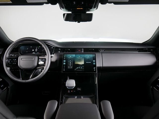 New 2026 Fuji White Land Rover Dynamic SE image 4