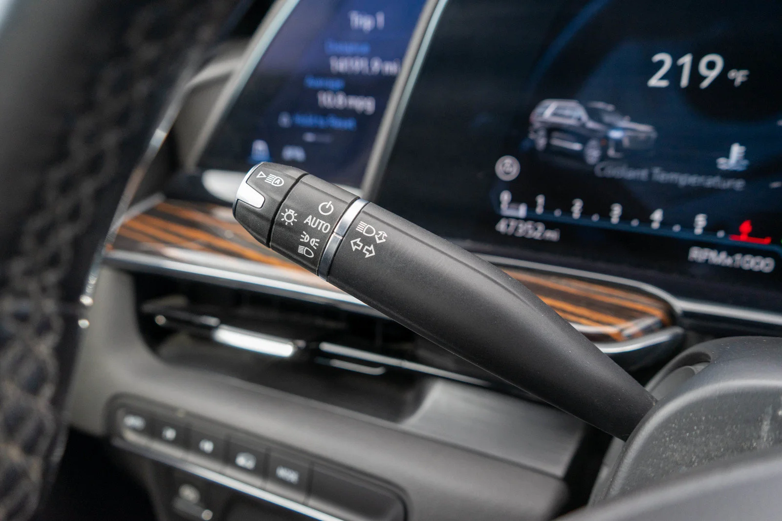 Used 2022 Black Cadillac Luxury image 28