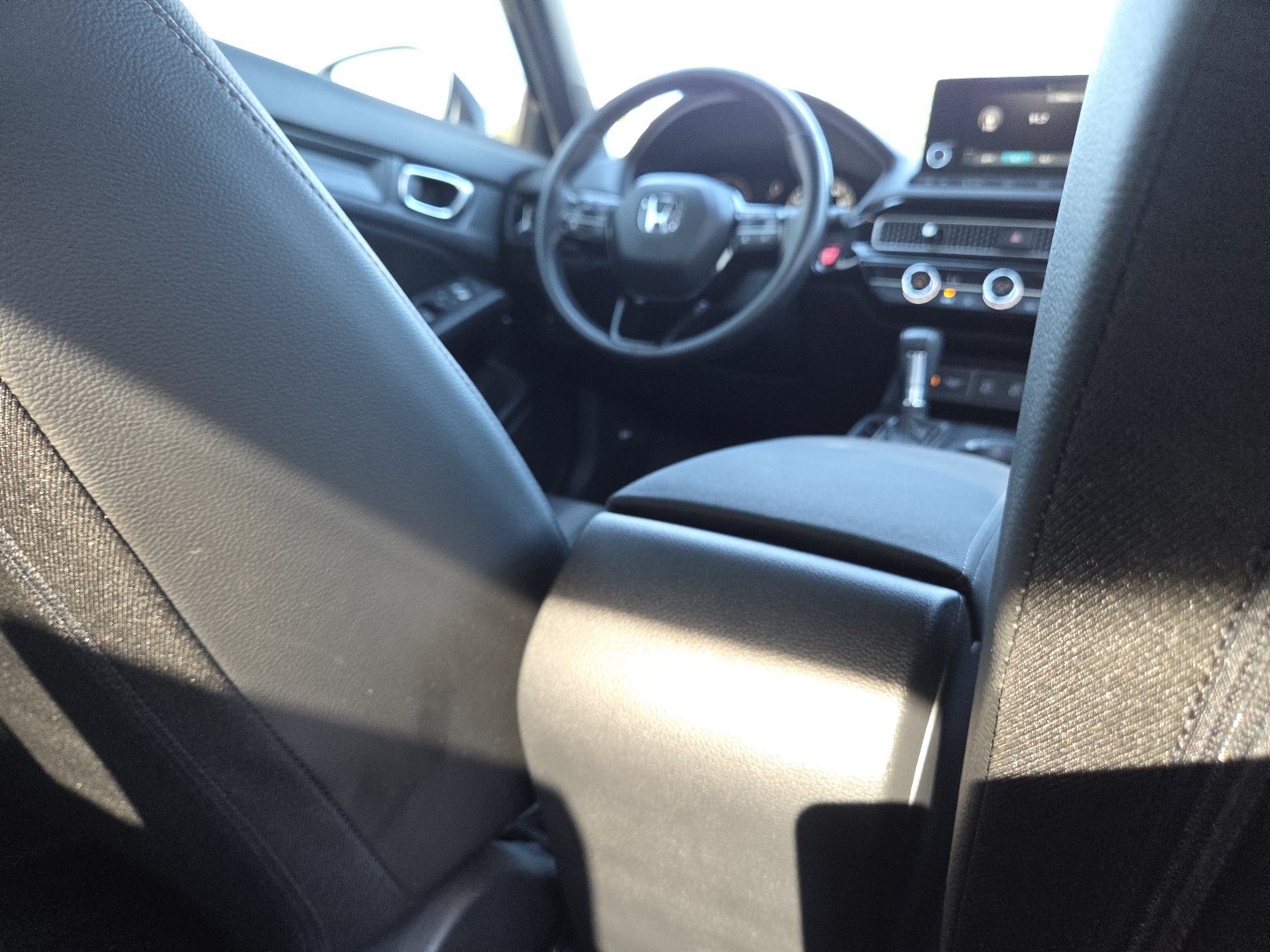 2025 Honda Civic Sport - Photo 20