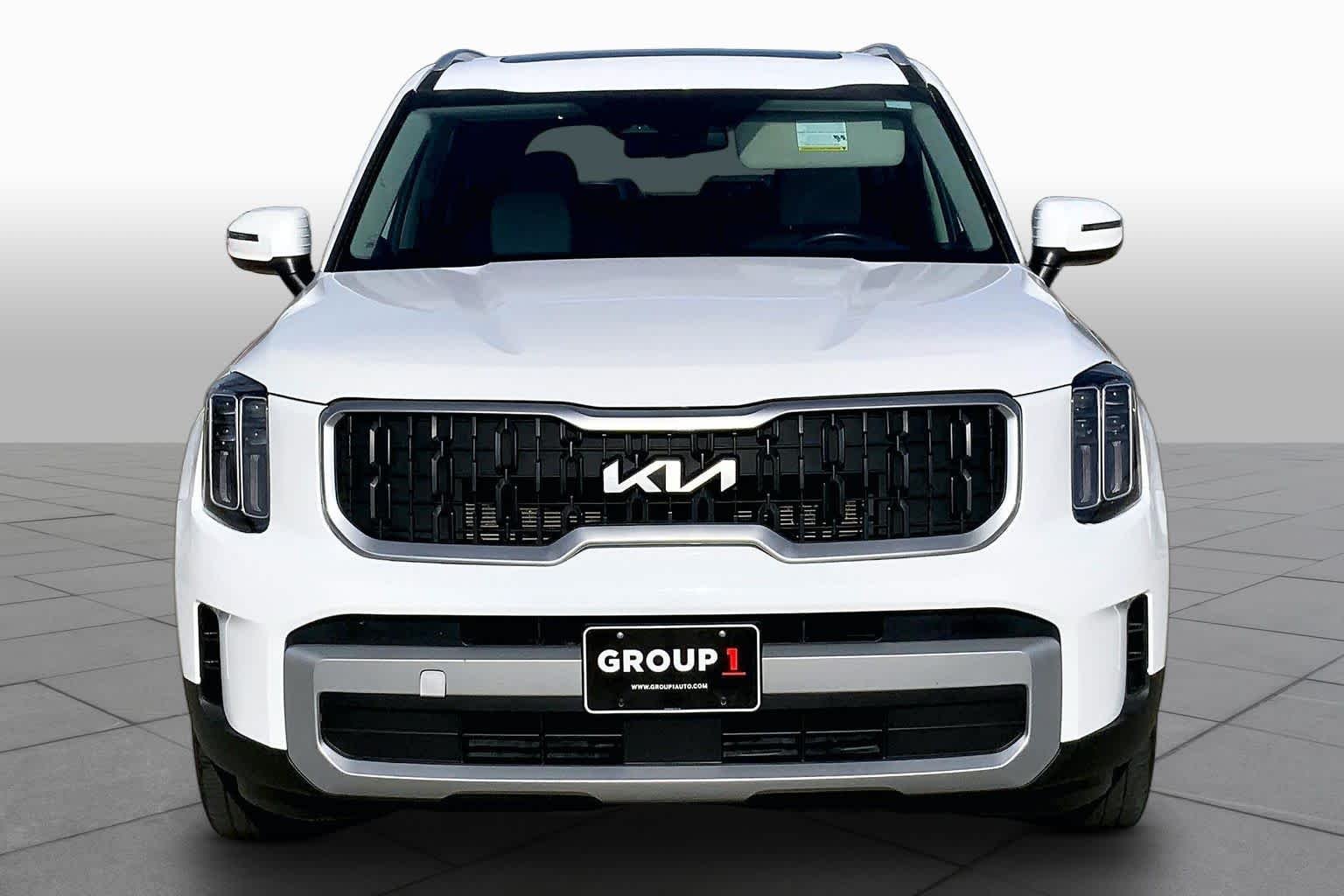 Used 2024 Glacial White Pearl Kia EX image 4