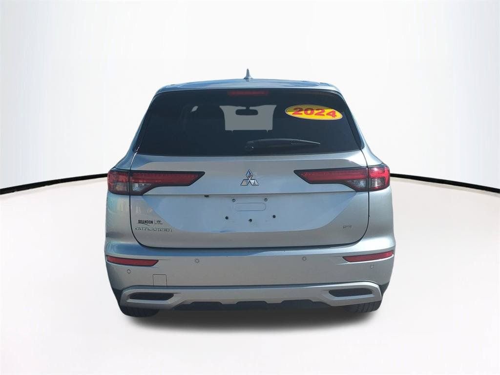 2024 Mitsubishi Outlander SE Black Edition - Photo 6