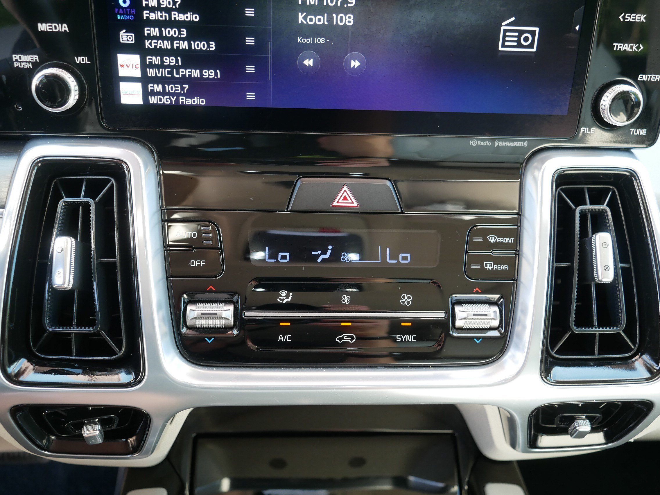 Certified Used 2023 Sapphire Blue Kia SX image 23