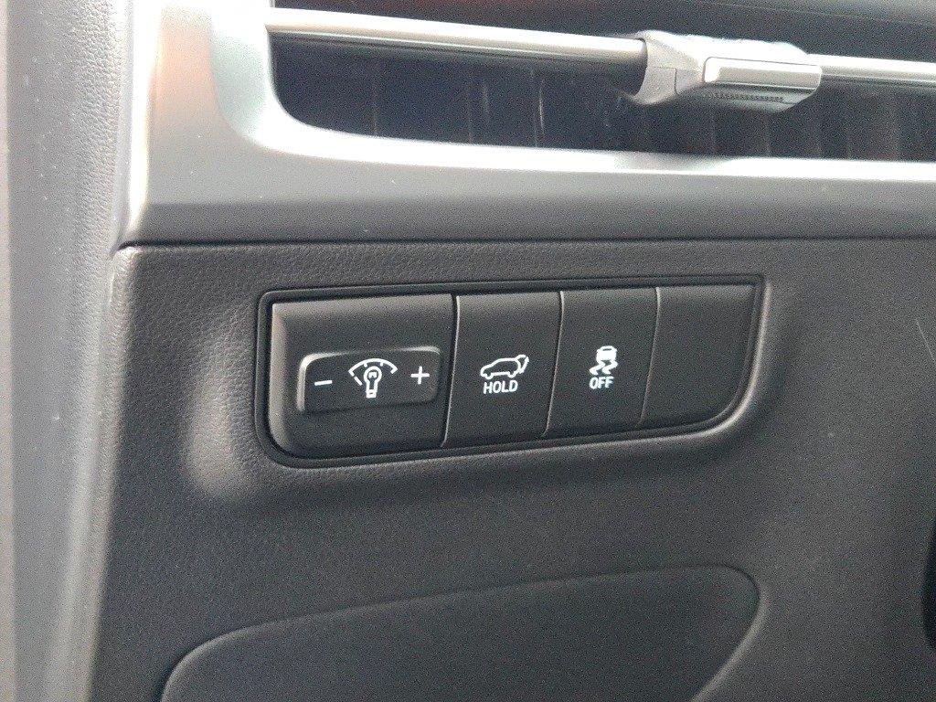 Used 2026 Ecotronic Gray Hyundai SEL Premium image 23