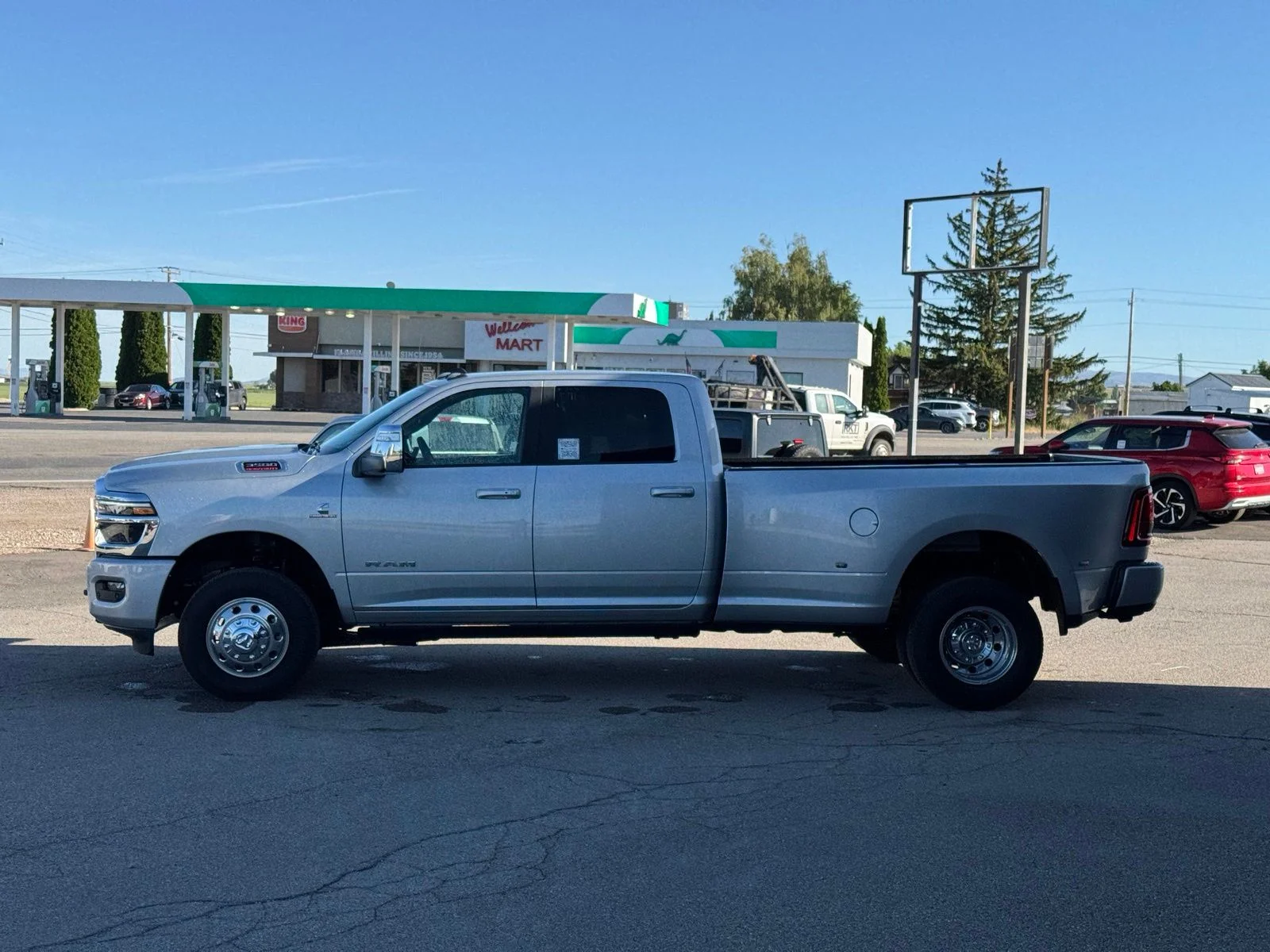 New 2026 Silver-Zynith Exterior Paint RAM Laramie image 12