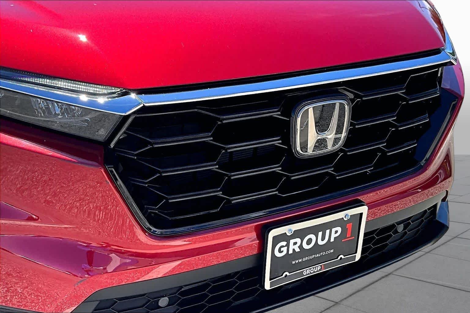 Used 2026 Radiant Red Metallic Honda EX-L image 31