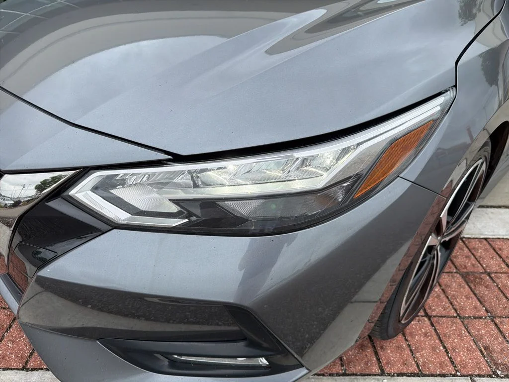 Used 2021 Gray Nissan SR image 11