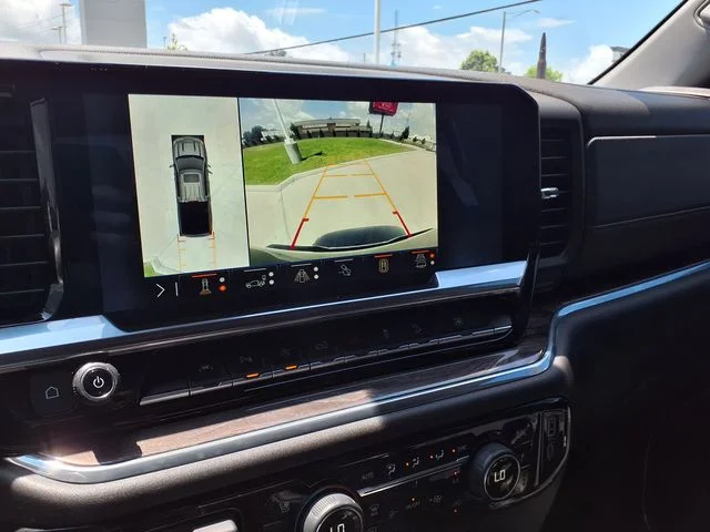 Used 2025 Gray Chevrolet LTZ image 25