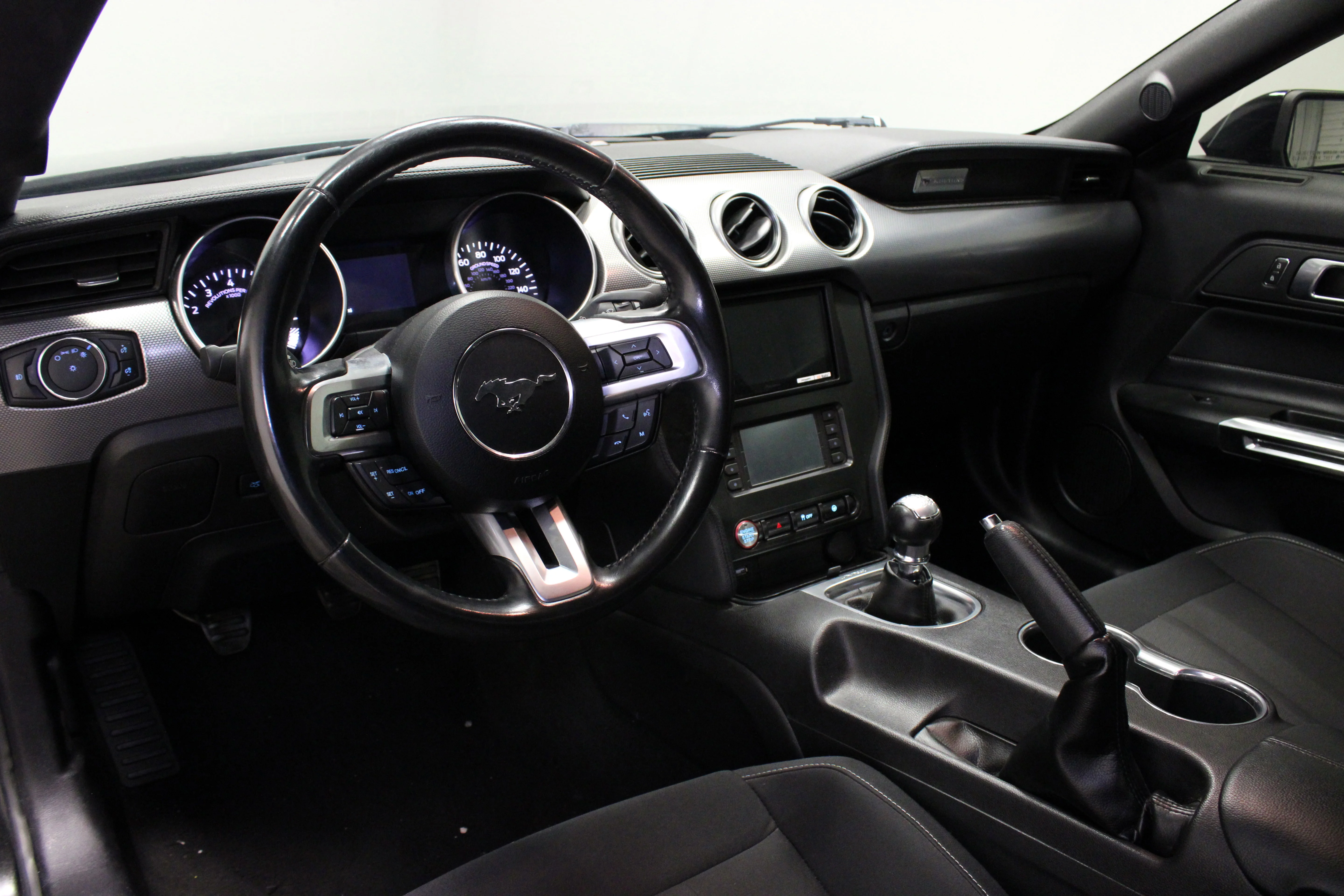 Used 2019 Shadow Black Ford GT image 17