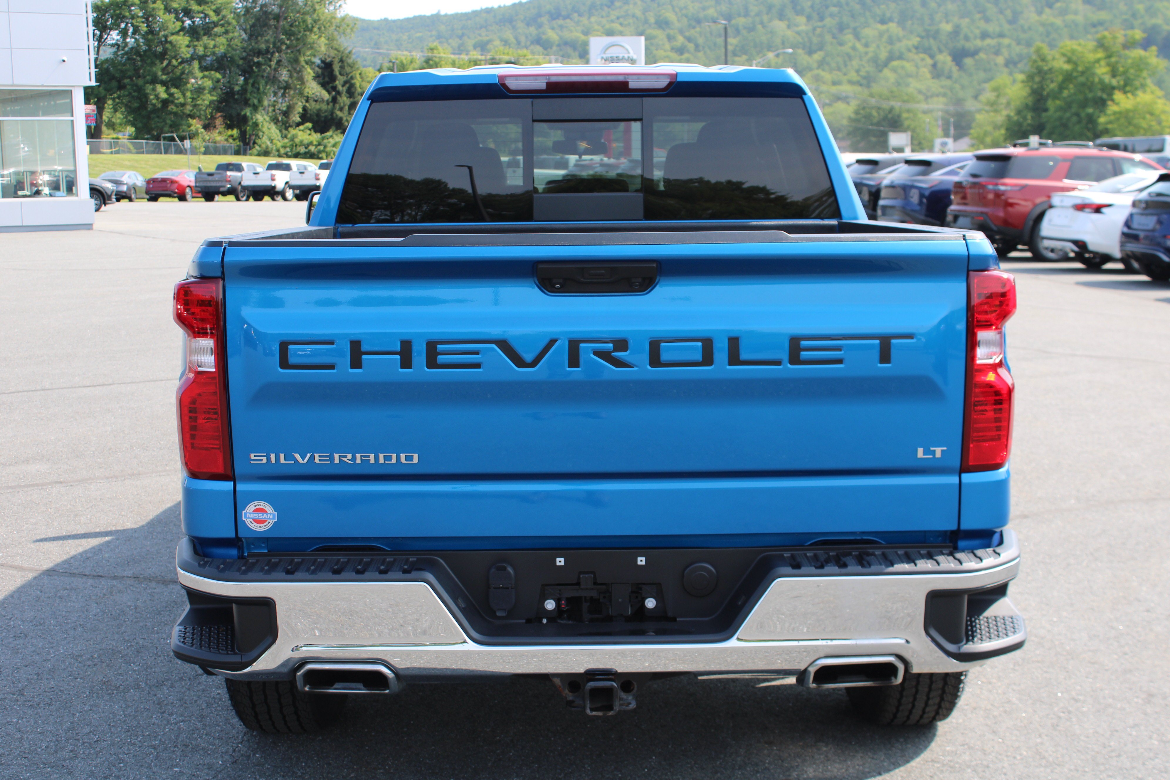Used 2023 Glacier Blue Metallic Chevrolet LT image 9