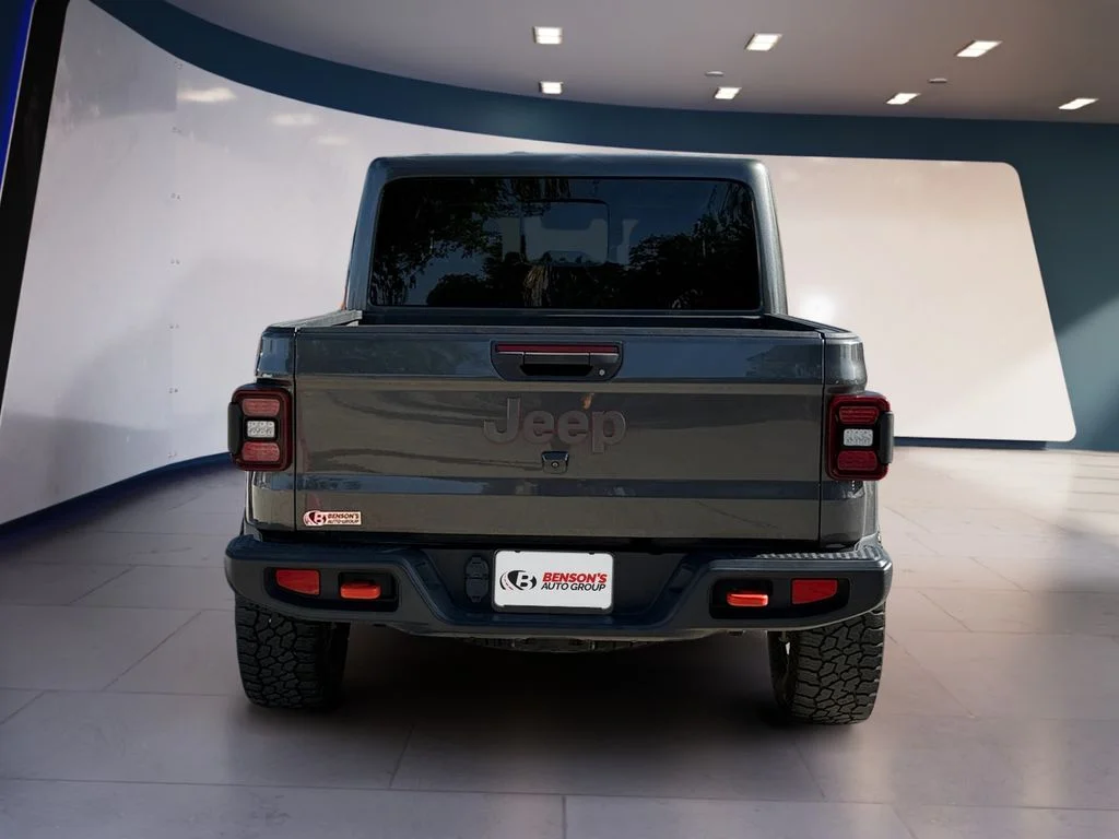 Used 2023 Gray Jeep Mojave image 4