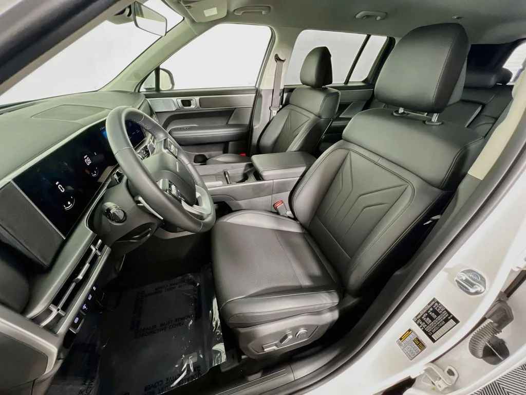 Used 2026 White Hyundai SEL image 20
