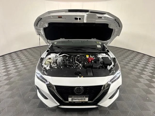 Used 2022  Nissan SR image 32