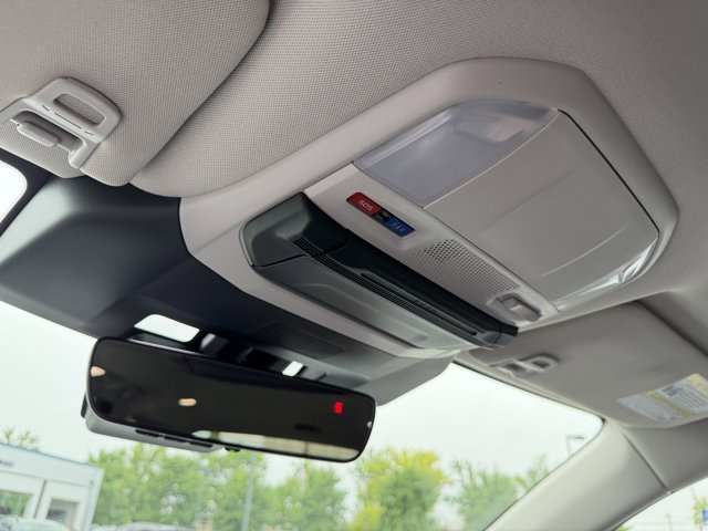 New 2026 CRYSTAL WHITE PEARL Subaru Premium 7-Passenger image 22