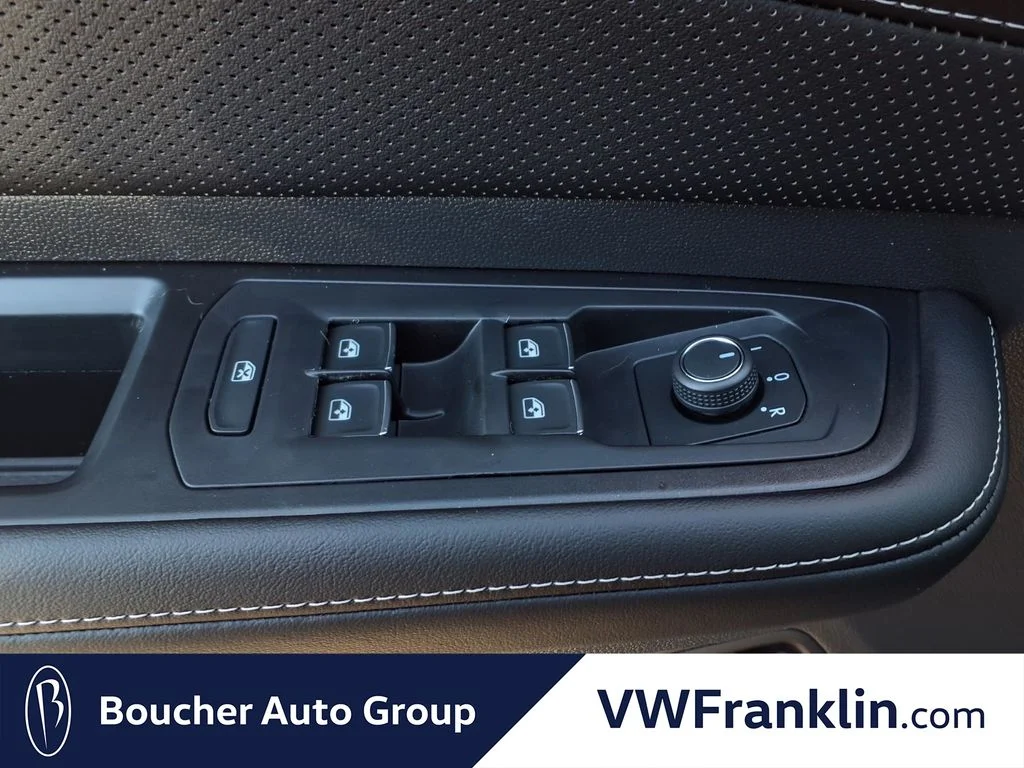 New 2026 Pure Gray Volkswagen 2.0T SE w/Technology image 8