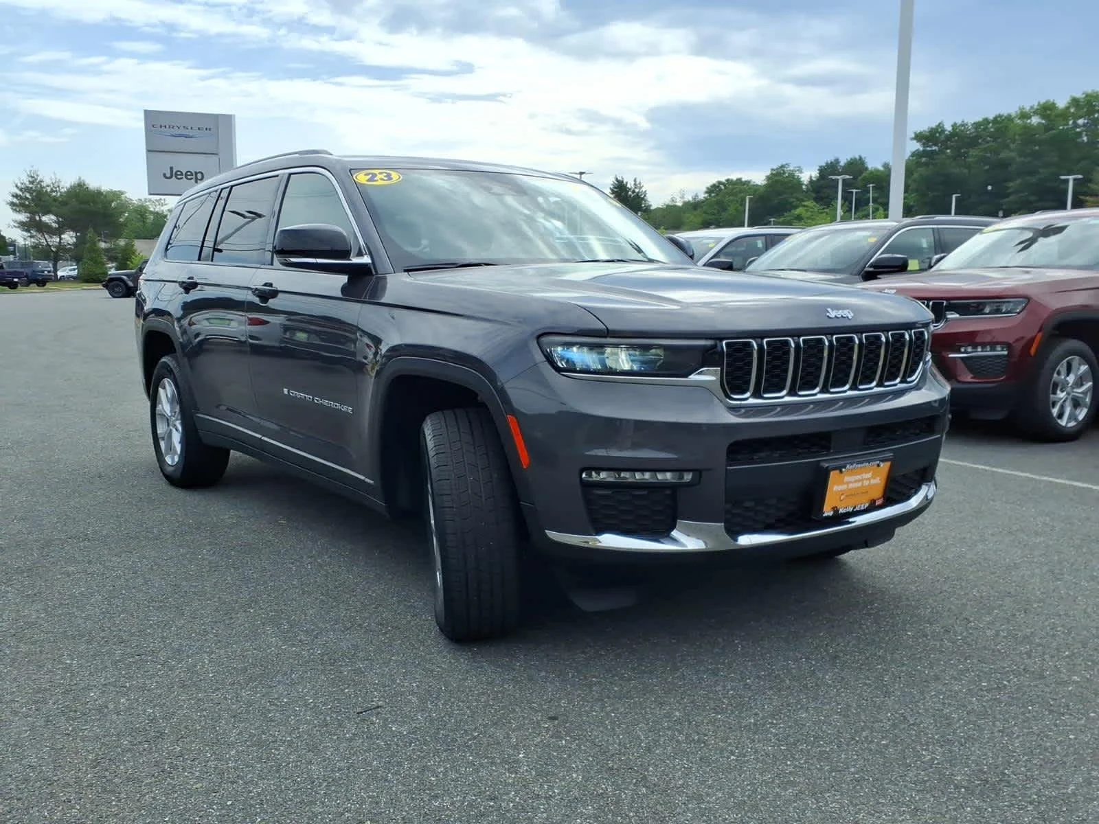 Certified Used 2023 Baltic Gray Metallic Clearcoat Jeep Limited image 5