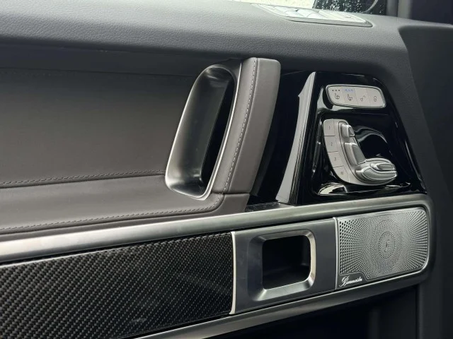 New 2027 MANUFAKTUR Night Black Magno Mercedes-Benz G 580 image 26