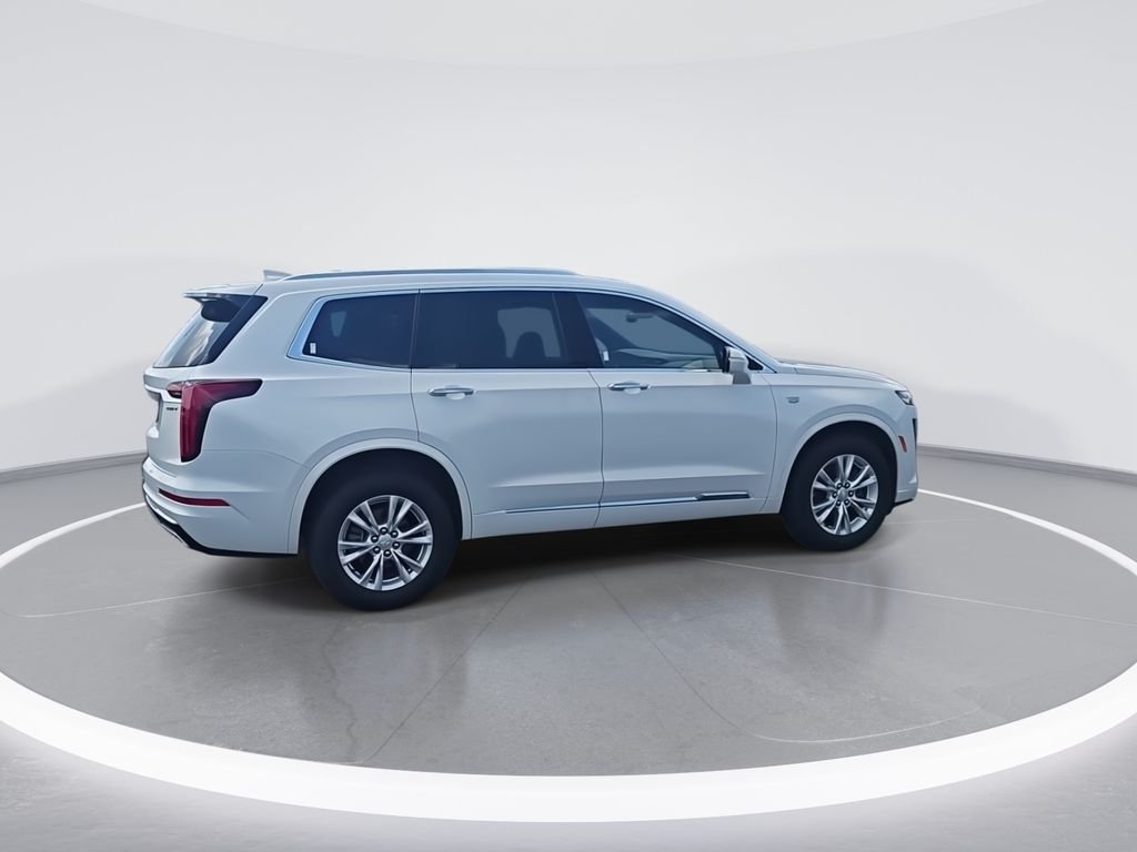 Used 2024 White Cadillac Luxury image 9