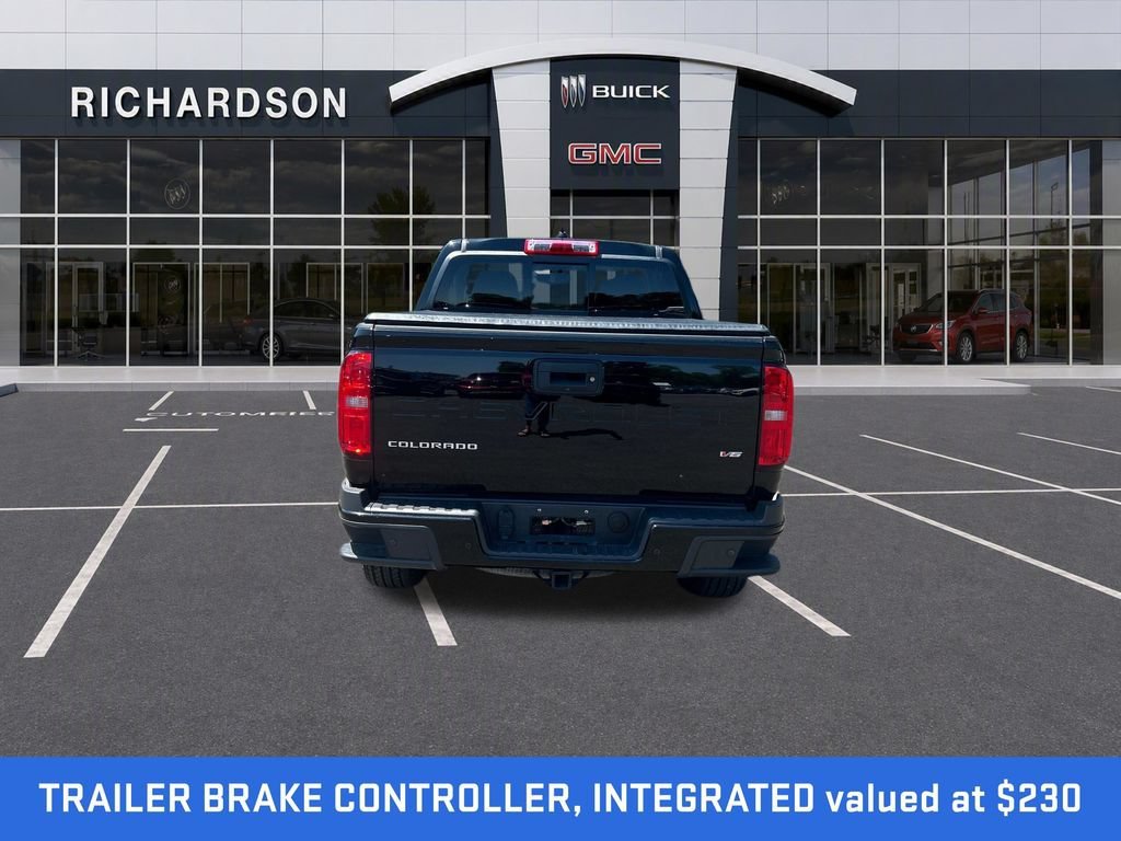 Used 2022 Black Chevrolet Z71 image 4