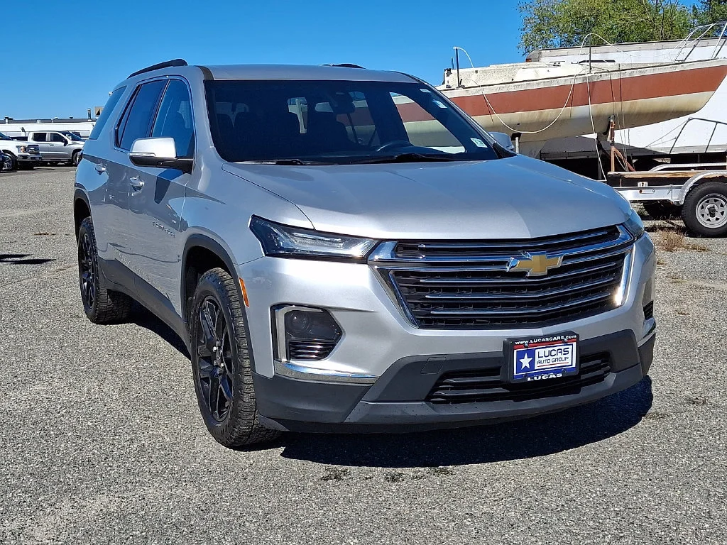 Used 2022 Chevrolet Traverse 1LT with VIN 1GNERGKW6NJ161189 for sale in Lumberton, NJ