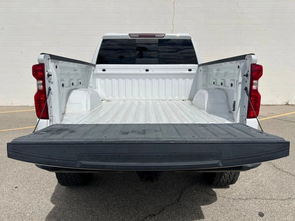 Used 2021 Summit White Chevrolet LT image 5
