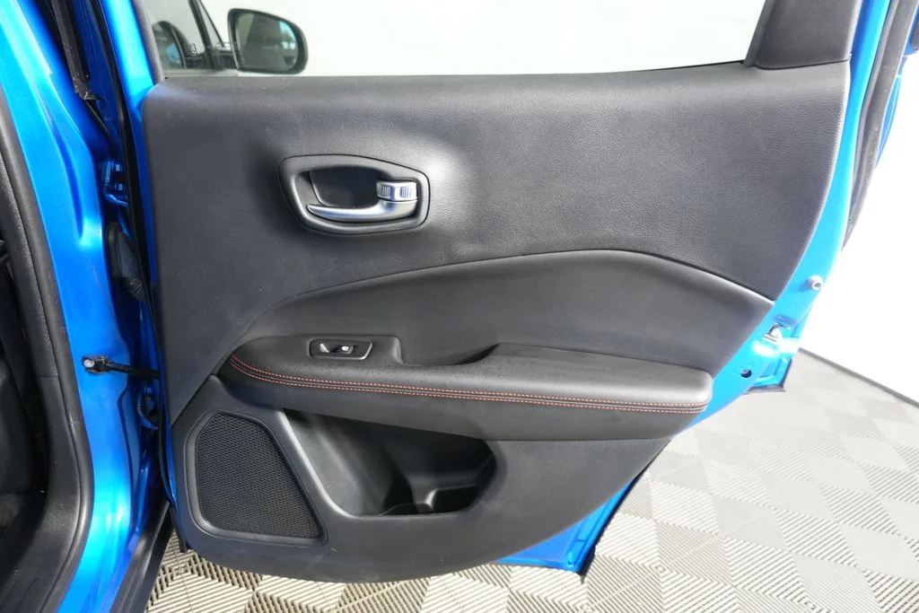 Used 2020 Blue Jeep Trailhawk image 27