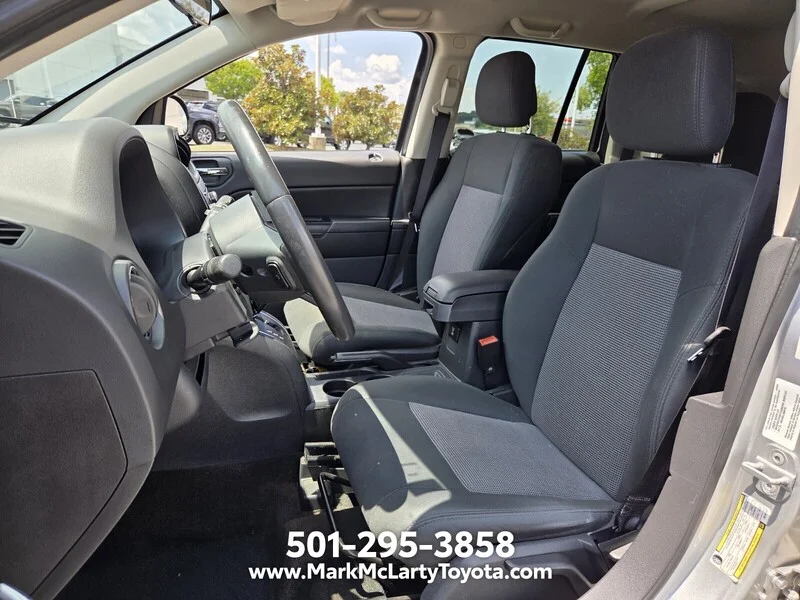 Used 2013 Bright Silver Metallic JEEP FWD 4DR LATITUDE image 9
