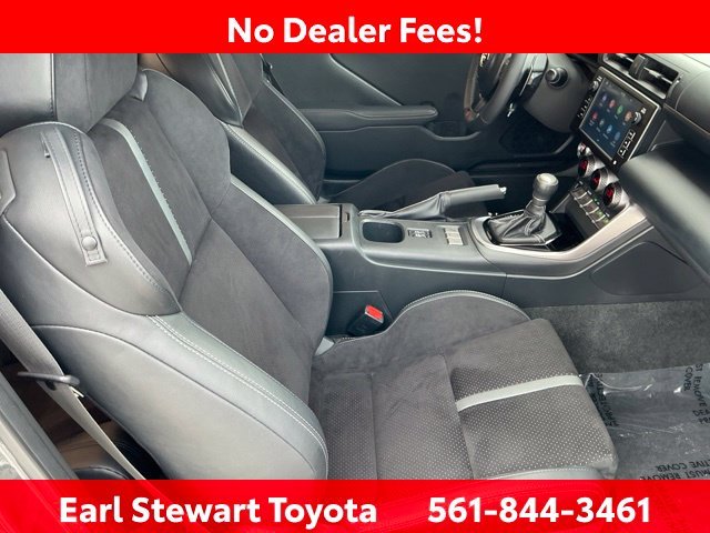 Certified Used 2025  Toyota Premium image 29