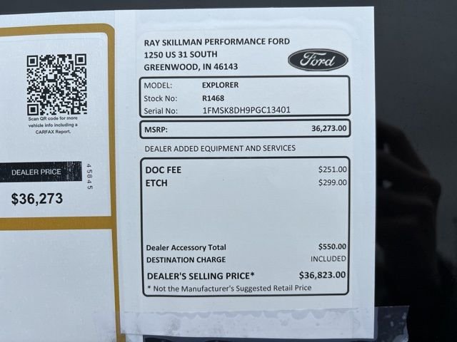 Used 2023 Silver Ford XLT image 3