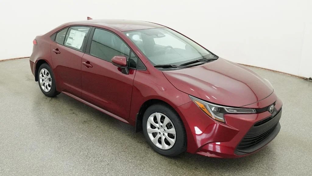 New 2026 Ruby Flare Pearl Toyota LE image 10