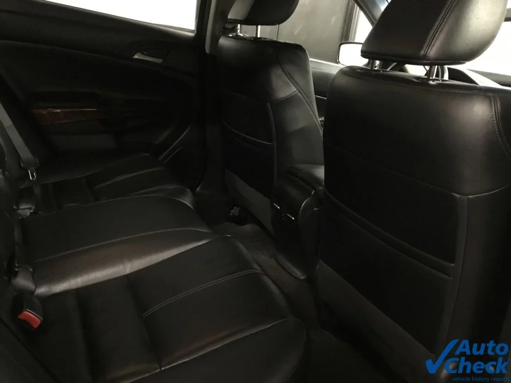 Used 2011 Green Honda EX-L image 32