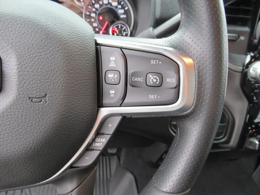 2026 RAM 2500 Tradesman/Black Express - Photo 19