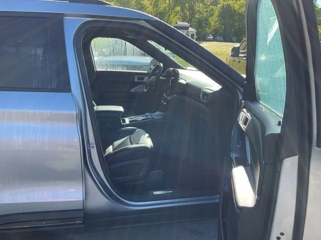 Used 2024 Silver Ford ST image 38