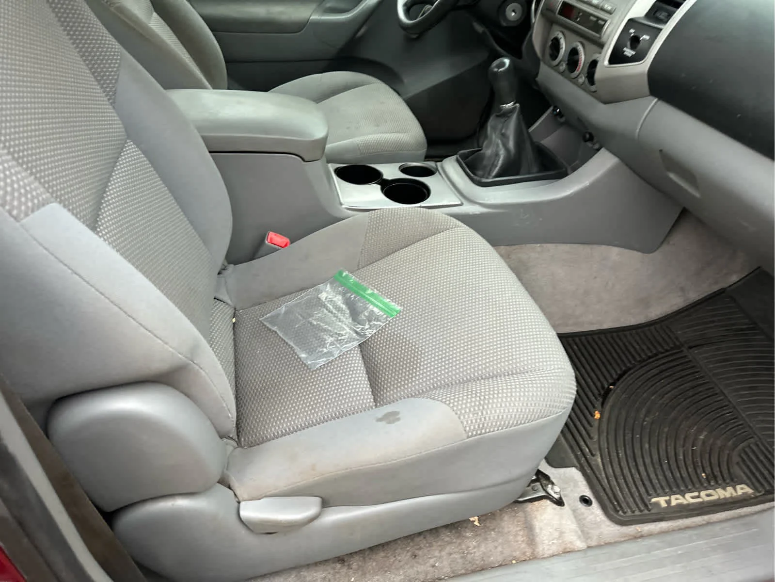 Used 2008 Impulse Red Pearl Toyota  image 3