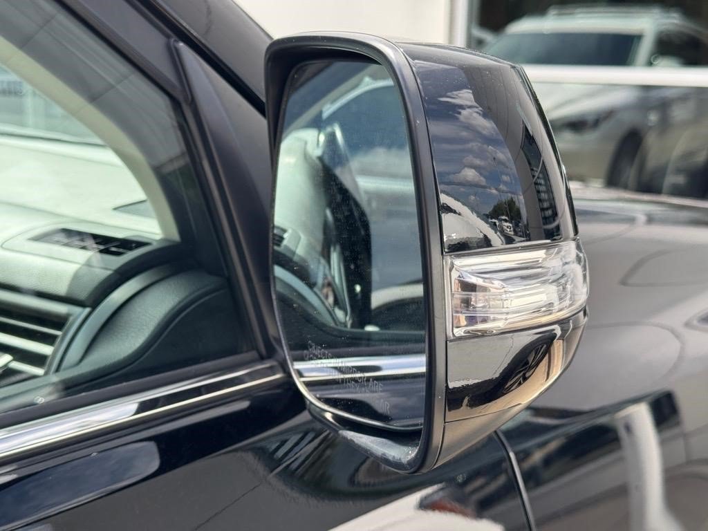 Certified Used 2023 Onyx Black Lexus GX 460 Premium image 24