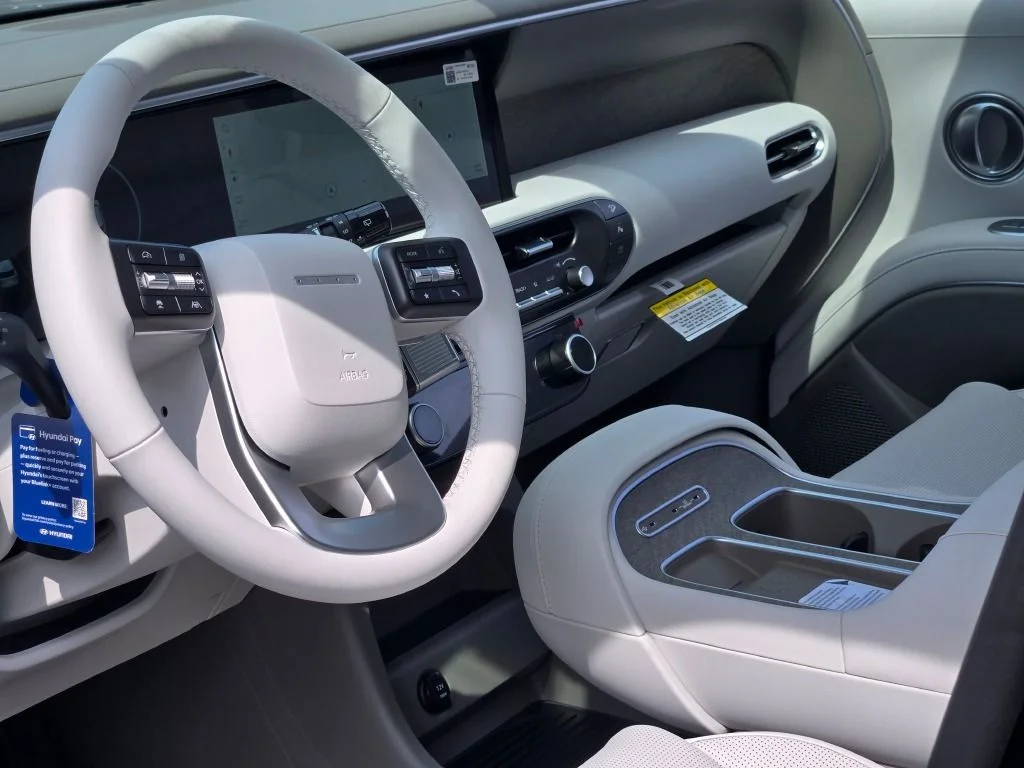 New 2026 Abyss Black Hyundai SEL Premium image 24