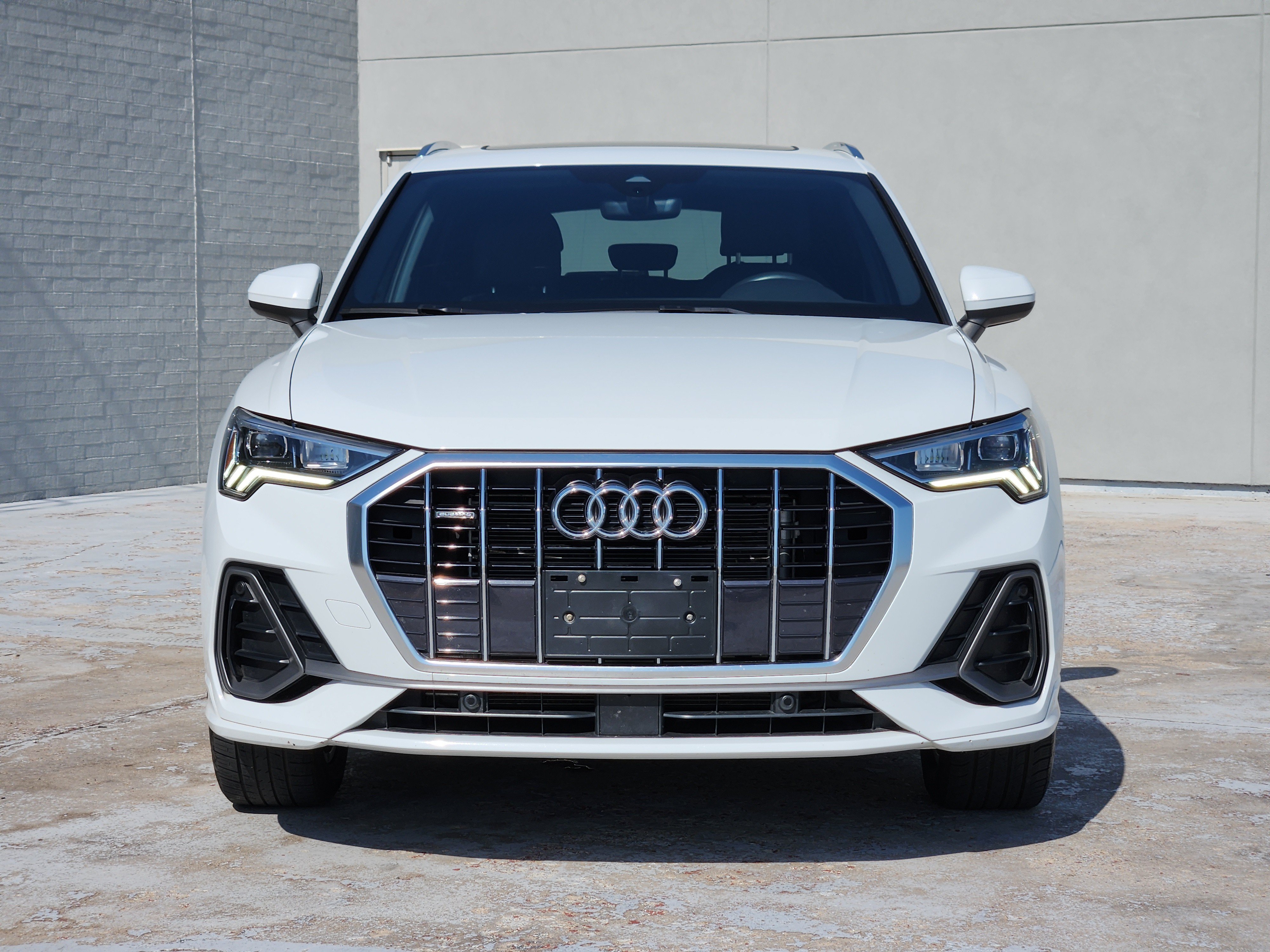Used 2025  Audi S line Premium image 3
