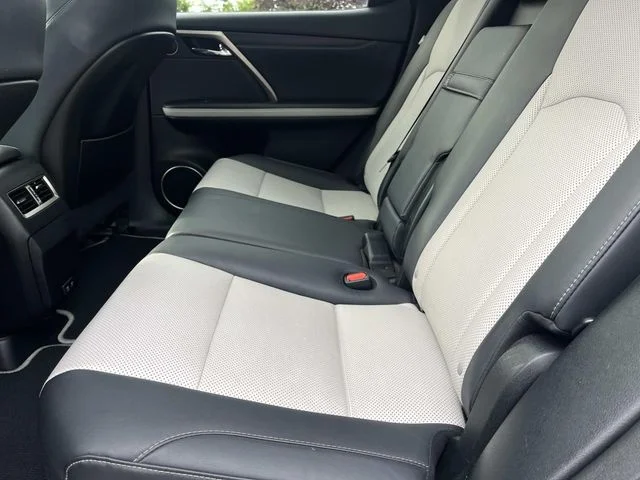 2022 Lexus RX 350 - Photo 18