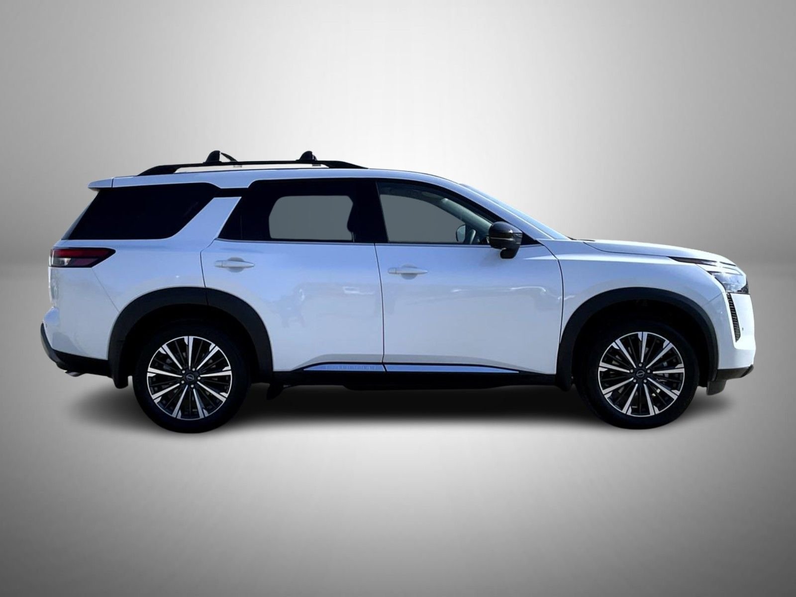 New 2026 White Nissan Platinum image 4